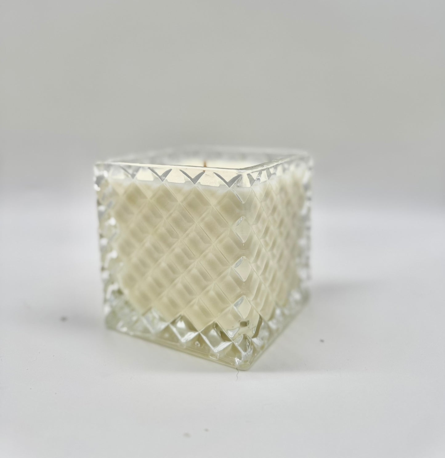 Christmas Crystal Candle - Nutmeg and Pinecone